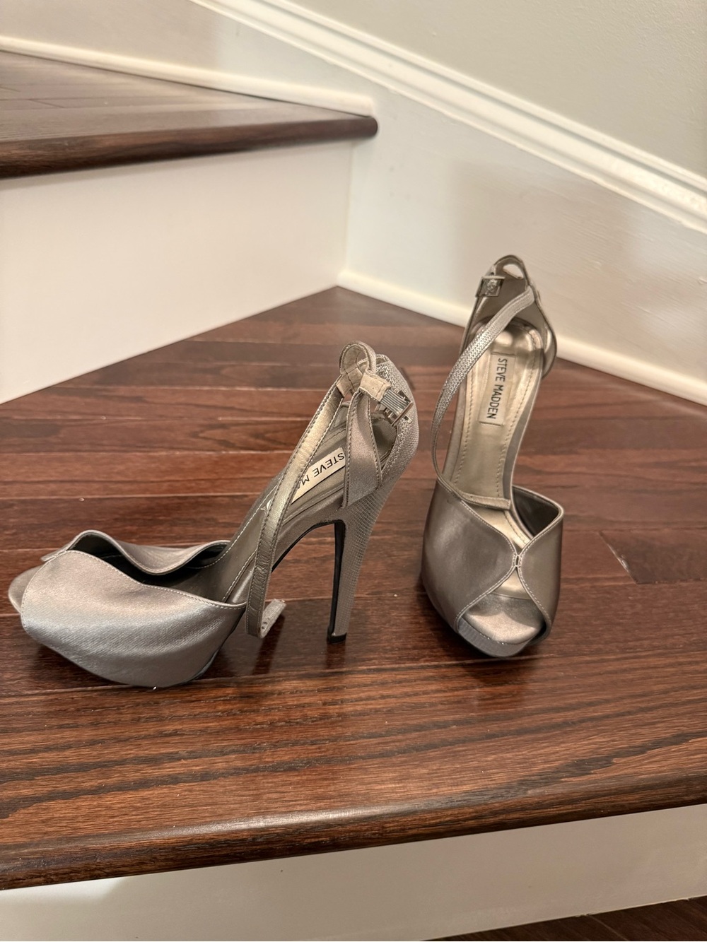 Steve Madden Metallic Silver Peep-Toe Stiletto Heels